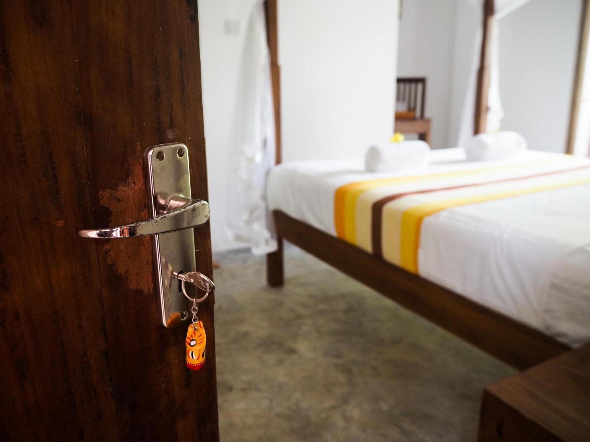 Me Yoga Villa Kumbalgama ภายนอก รูปภาพ