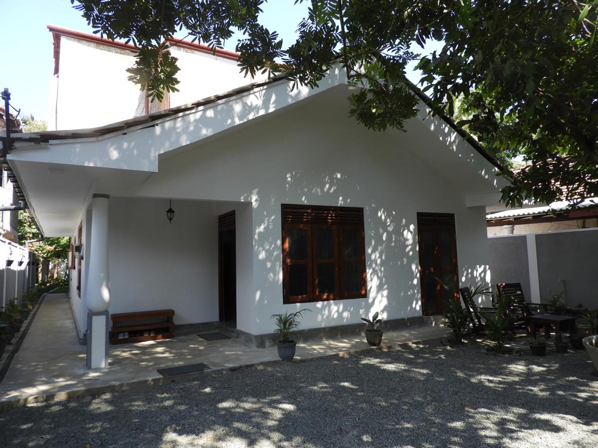 Me Yoga Villa Kumbalgama ภายนอก รูปภาพ