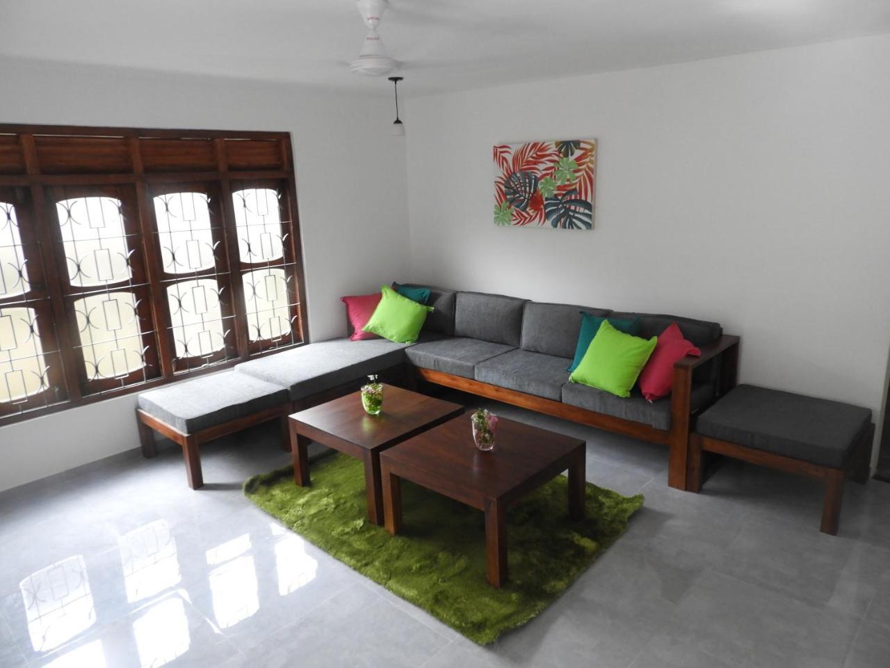 Me Yoga Villa Kumbalgama ภายนอก รูปภาพ